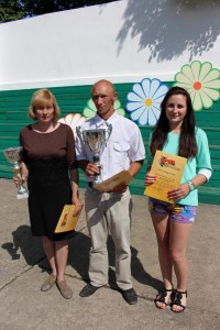 Лучшие специалисты по работе с молодёжью в сельскохозяйственных предприятиях — (слева направа) М. Фёдорова, С. Трубинов, Д. Латышёнок