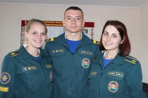 курсанты Анастасія Ласоўская, Васілій Кашэль і Крысціна Курэц